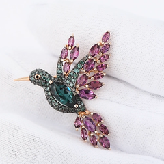 brosh-kolibri-iz-zolota-585-proby-s-miksom-poludragocennyh-kamnej