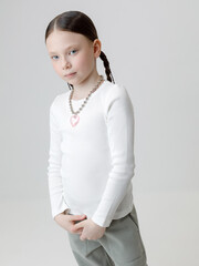 лонгслив  для девочки  КР 301911/сахар к635