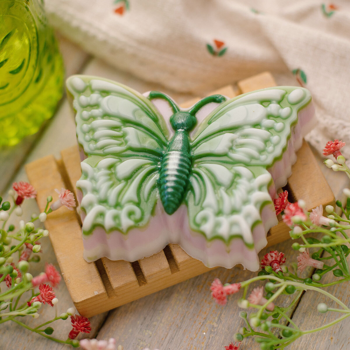 Бабочки из мастики - 65 фото