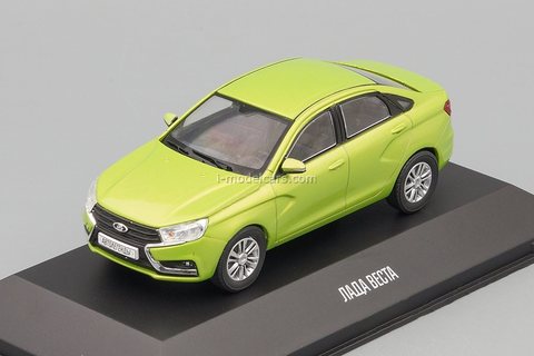 Lada Vesta 2015 green 1:43 DeAgostini Auto Legends New Era #1