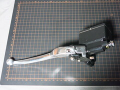 Тормозная машинка Suzuki AN 400 650 SKYWAVE gsf 1200  сузуки