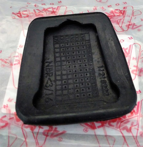 НАКЛАДКА ПЕДАЛИ ТОРМОЗА, СЦЕПЛЕНИЯ LOGAN -14, SANDERO -14, LARGUS ASAM (ШИРОКАЯ 60мм)