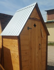 Туалет деревянный