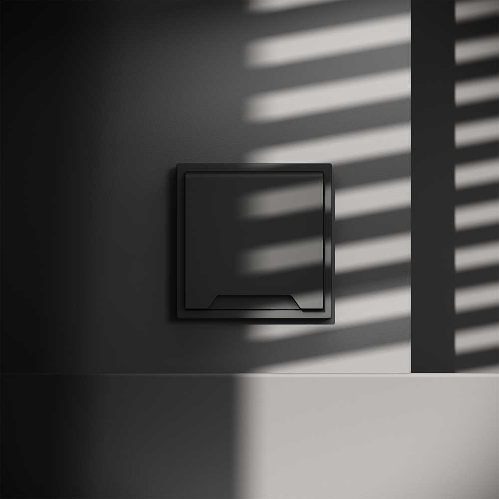 Розетка встраиваемая Voltum S70 с заземлением, защитными шторками и крышкой 16А, (черный матовый) VLS040308