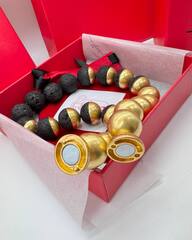 Колье объемное из бусин черных/матовое золото Schiaparelli