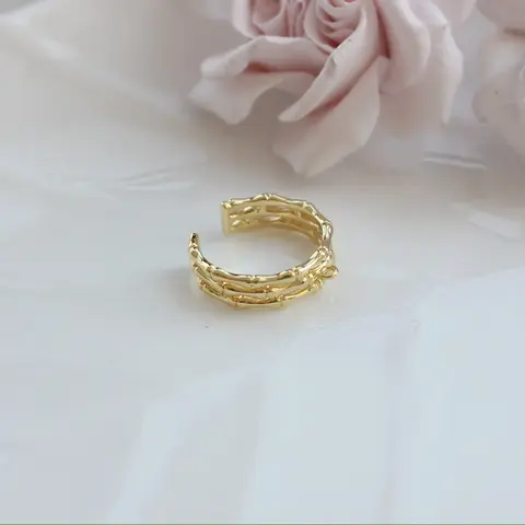 Кольцо с петелькой Бамбук, регулируемое, позолота , Д066