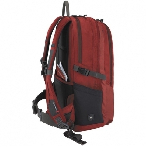 Рюкзак Victorinox Altmont 3.0, Deluxe Backpack 17'', красный, 34x18x50 см, 30 л