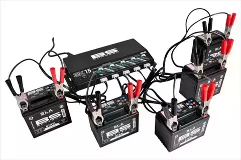 Зарядное устройство BK15, 12V–1.5A