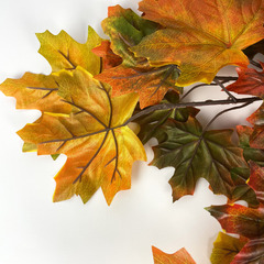 Кленовые листья на ветке, 70 см., набор 2 шт.