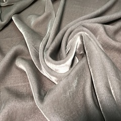 Мерный лоскут 0,6 м бархат платина шелковый 3075