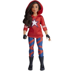 Мисс Америка в тренировочном костюме. Восход Марвел