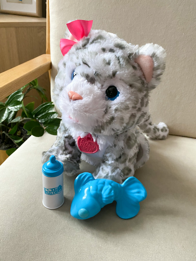 Furreal baby hot sale snow leopard