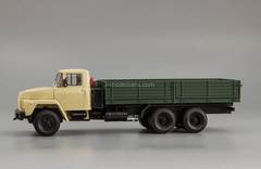 KRAZ-250 1977-1989 beige-green 1:43 Nash Avtoprom