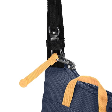 Картинка сумка городская Pacsafe GO Tech Crossbody синий - 10