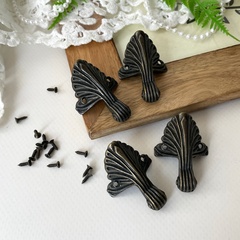 Ножки для шкатулок угловые бронзовые 