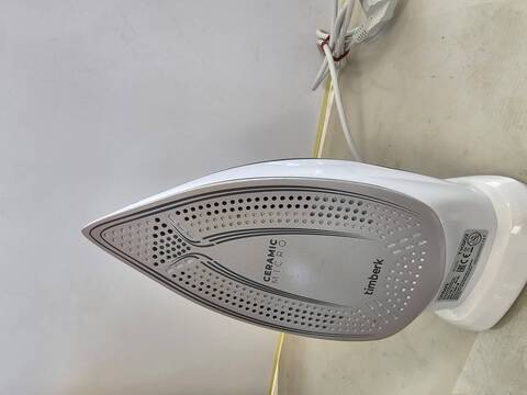 Утюг Timberk T-KSI02 (б/у)