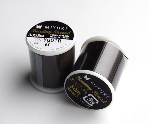 Темно-коричневый. Dark Brown. Нитки для бисероплетения Miyuki.