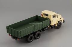 KRAZ-250 1977-1989 beige-green 1:43 Nash Avtoprom