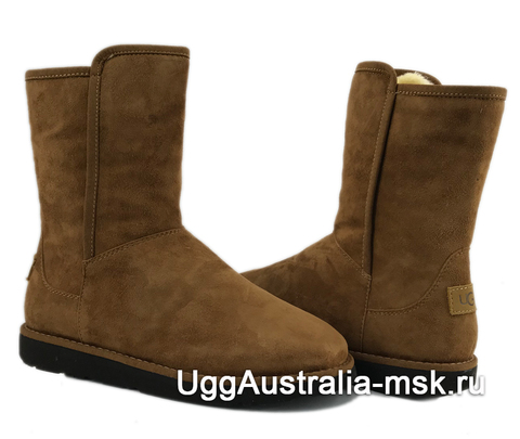 UGG Short Abree II Brown