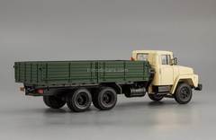 KRAZ-250 1977-1989 beige-green 1:43 Nash Avtoprom