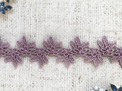 Кружево плетеное, ш. 3,5 см.