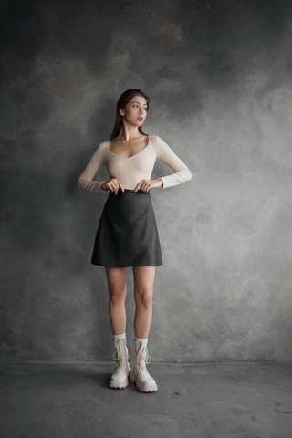 Боди с асимметричным вырезом CLASSIC BEIGE