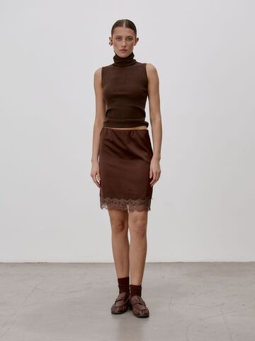 Топ вязаный