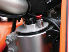 клапан для спуска воздуха с передней вилки М4