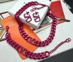 Браслет-цепь крупная VALENTINO в розовом родаже