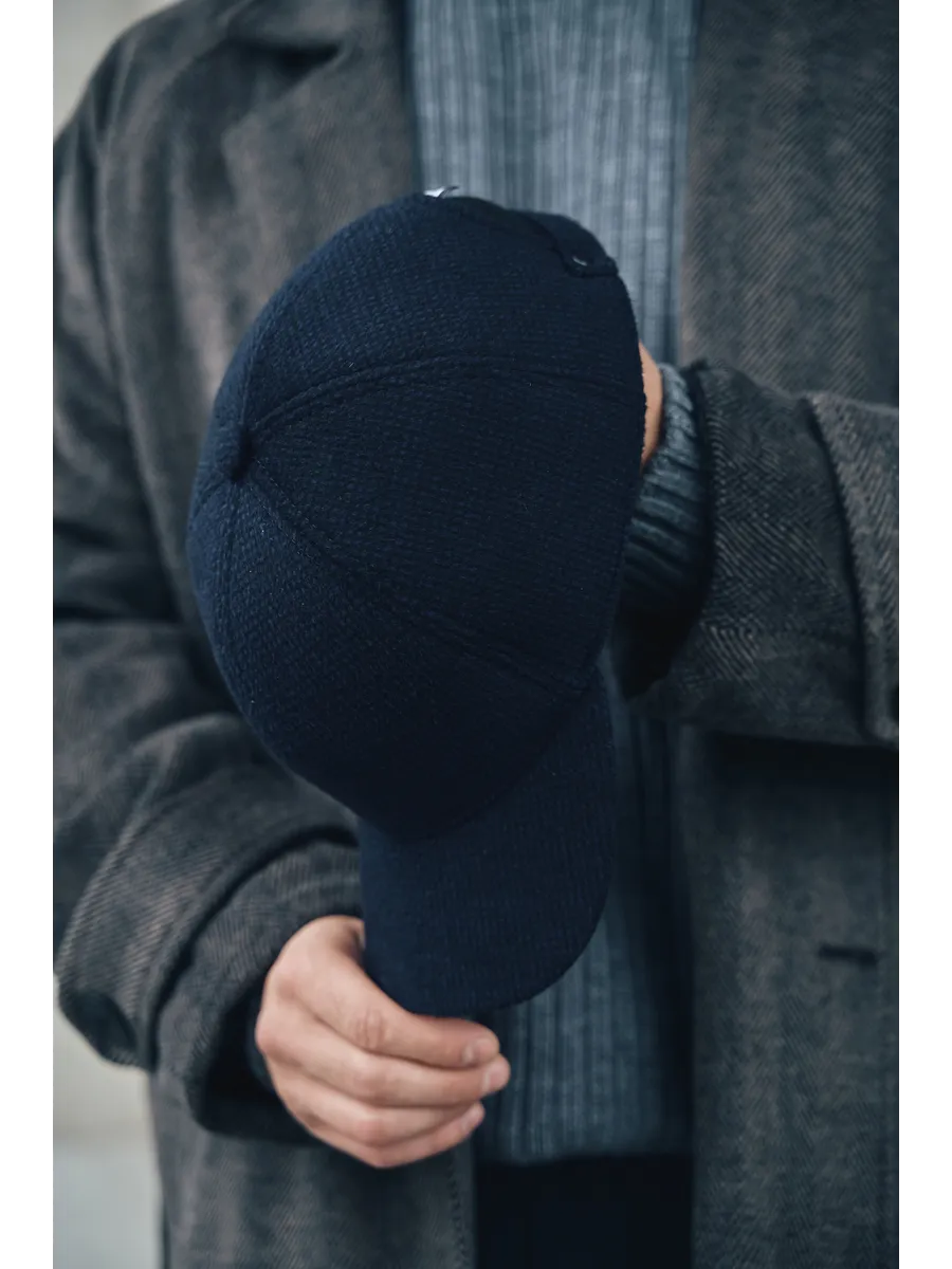 Кепка утепленная с ушками драповая