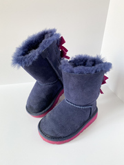 Сапоги замшевые UGG Australia, 22,5