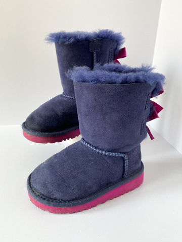 Сапоги замшевые UGG Australia, 22,5