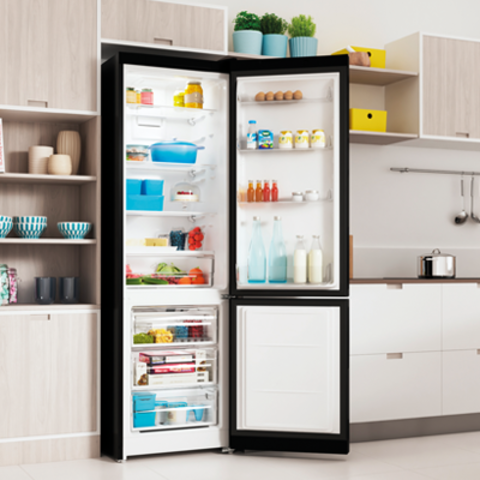 Холодильник Indesit ITR 5200 B mini –  10