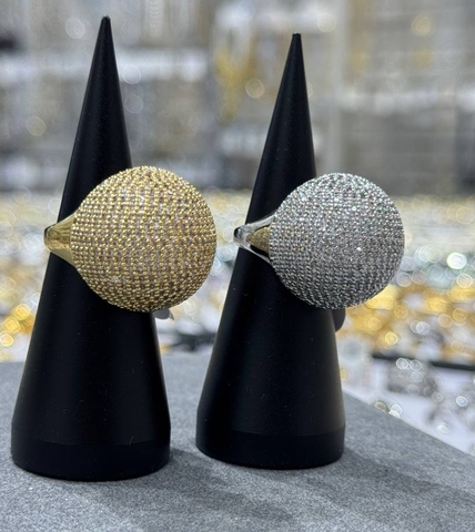 Кольцо ШАР в обсыпке из камней