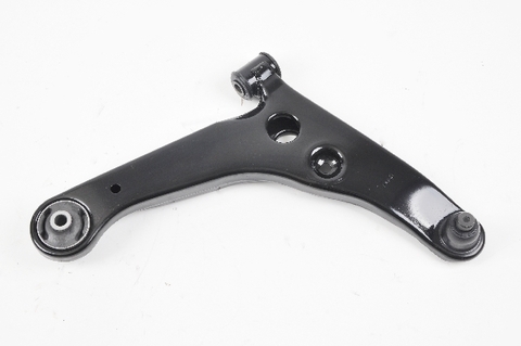 Рычаг подвески SH-39021 (MR403420) нижний