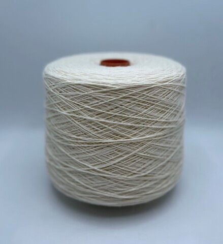 Biagioli Modesto (пр.Италия), art. Cash Angora Yak EX G, 550 м / 100 гр.60% Кашемир ,20% Ангора ,15% Як ,5% Полиамид , цвет-Молочный(2) арт.21749