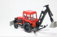 MTZ-82 EO-2621V excavator Kompanion 1:43