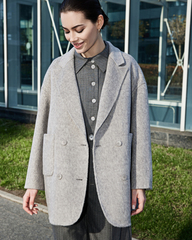 Пальто кашемировое укороченное двубортное