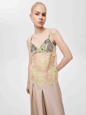 Топ из кружева