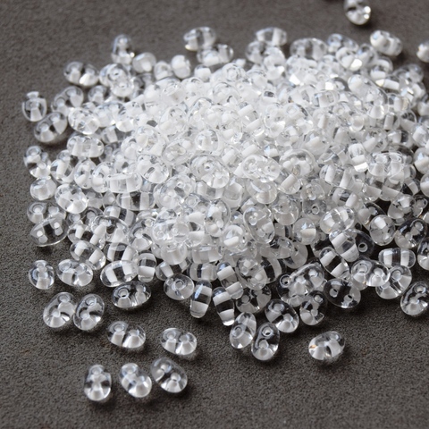 Бисер Twin прозрачный с белым внутри Т102