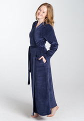 Темно-синий женский велюровый халат