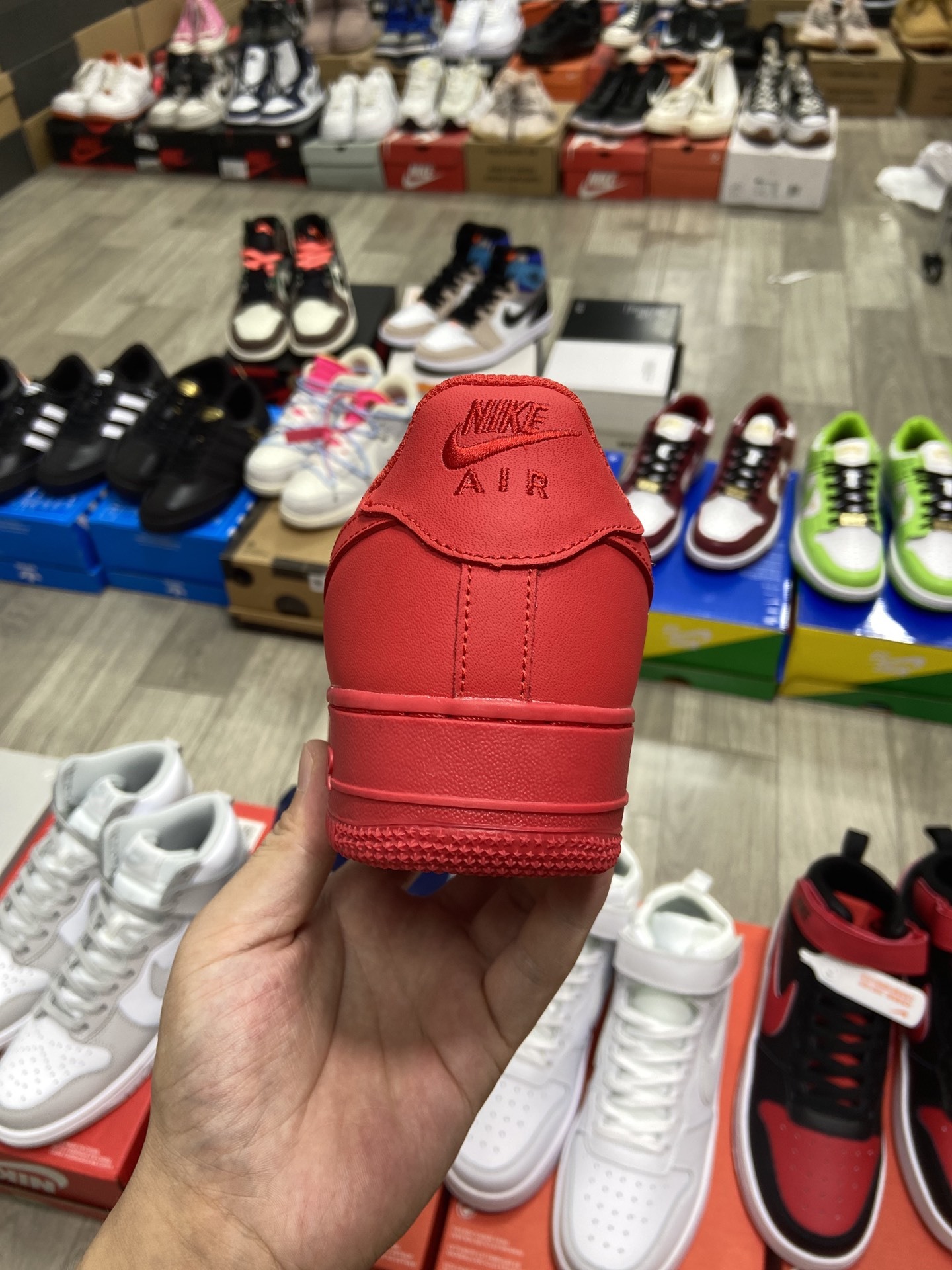 Nike air force foamposite red discount