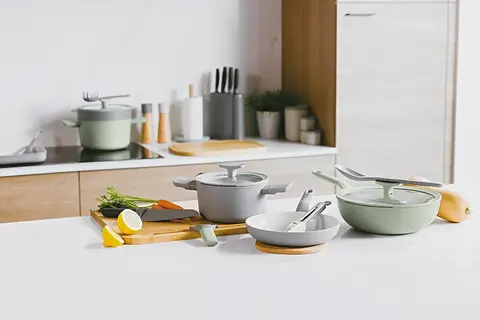 Сковорода-вок с крышкой 28см 4,2л Balance SA