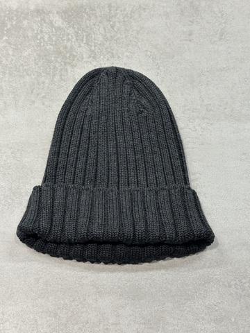 Шапка с отворотом (графит)