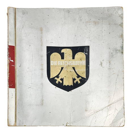 Рейхсвер (Die Reichswehr). Кёльн: Сигаретная компания «Хаус Нойербург», 1933