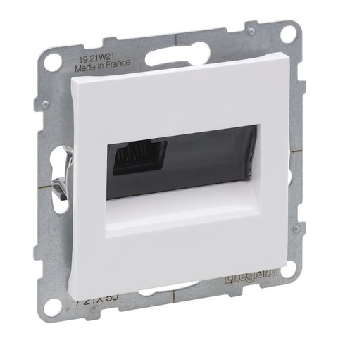 Розетка компьютерная RJ45 cat5e UTP. Цвет Белый. Legrand серия SUNO. 721150