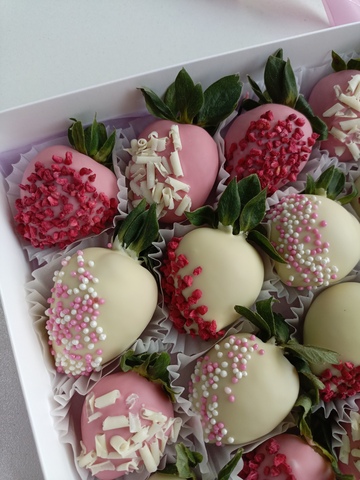 Клубника в шоколаде 