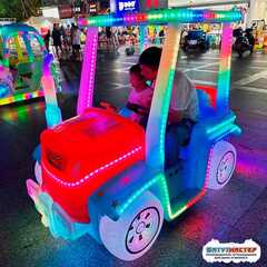 Парковый электромобиль «Весёлый джип» семейный, 2 места, на батареях с подсветкой