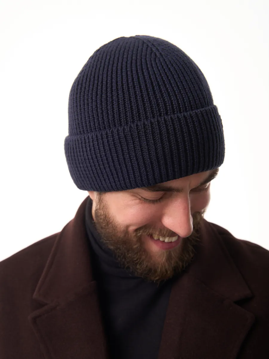 Шапка зимняя на флисе вязаная осень