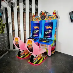 Детский двойной автомат с видеоиграми «Автогонка»